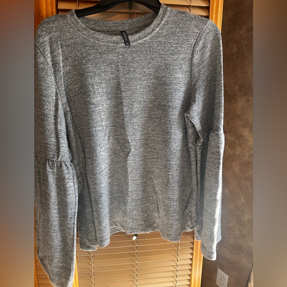 Massini pullover gray crewneck sweater